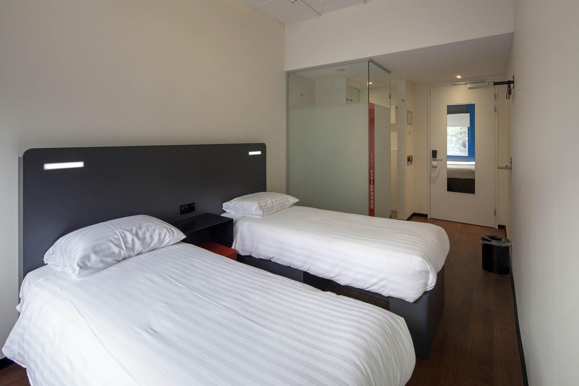 Easyhotel Rotterdam City Centre Luaran gambar