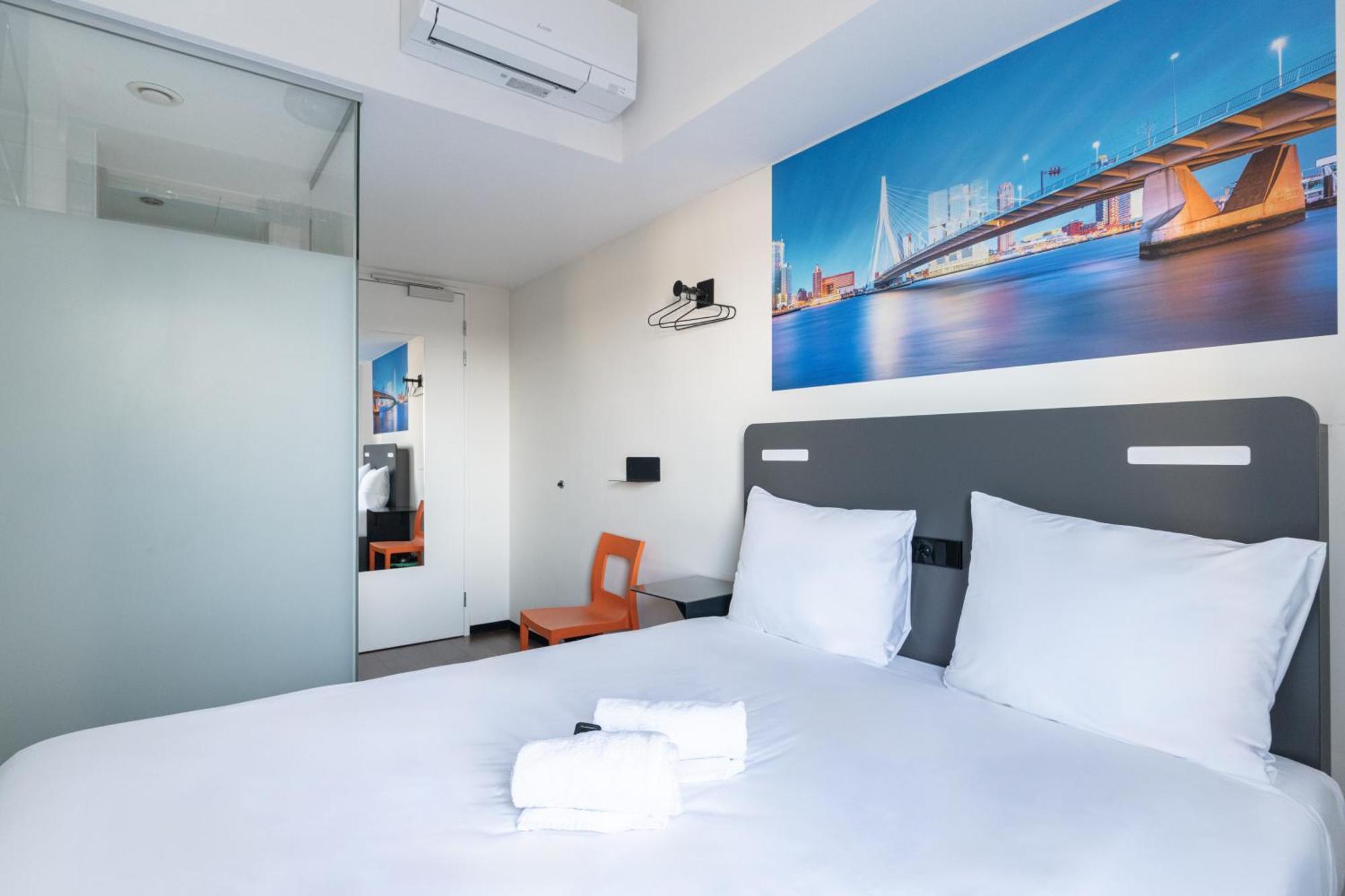 Easyhotel Rotterdam City Centre Luaran gambar