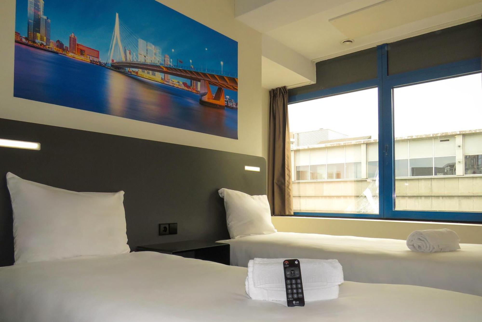 Easyhotel Rotterdam City Centre Luaran gambar