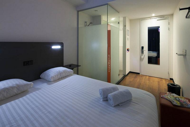 Easyhotel Rotterdam City Centre Luaran gambar